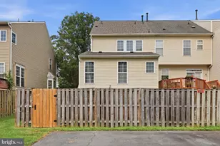 1728 Derrs Square E, Frederick, MD 21701 - Photo 29