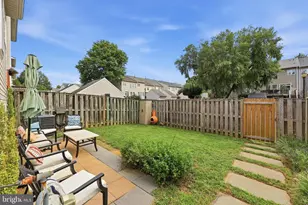 1728 Derrs Square E, Frederick, MD 21701 - Photo 35