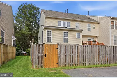 1728 Derrs Square E, Frederick, MD 21701 - Photo 9