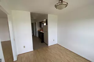 1403 Key Pkwy, Frederick, MD 21702 - Photo 3