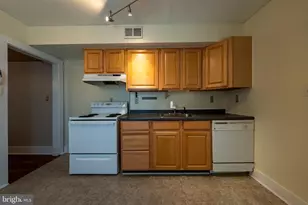 236 S Carroll St, Frederick, MD 21701 - Photo 7