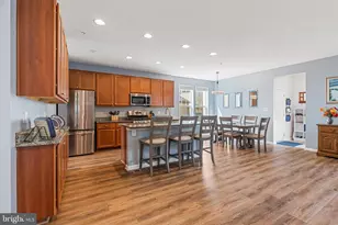8432 Cliffview Ln, Frederick, MD 21704 - Photo 9