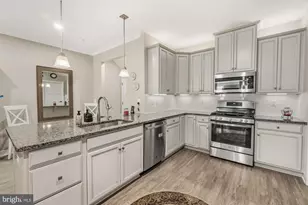 3237 Thornapple Dr, Frederick, MD 21704 - Photo 9
