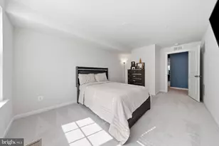 6042 Forum Sq, Frederick, MD 21703 - Photo 29