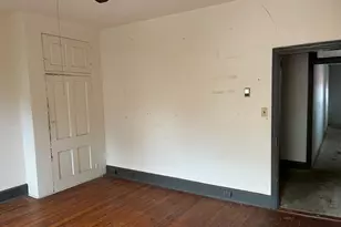 42 E 3rd St, Frederick, MD 21701 - Photo 5