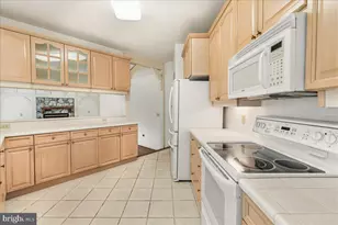 2549 Bear Den, Frederick, MD 21701 - Photo 17