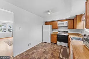 6842 Acacia Ct, Frederick, MD 21703 - Photo 11