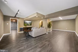 2231 W Greenleaf Dr, Frederick, MD 21702 - Photo 53