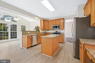 1810 Beech Ct, Frederick, MD 21701 - Photo 9