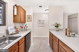 10269 White Pelican Way, New Market, MD 21774 - Photo 9