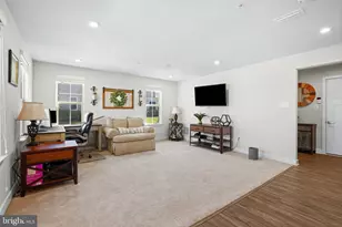 8900 Shady Pines Dr, Frederick, MD 21704 - Photo 5