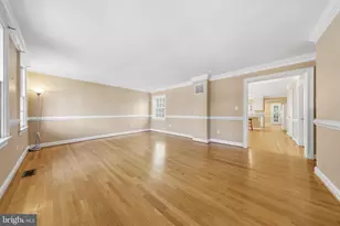 28 E 4th St, Frederick, MD 21701 - Photo 3