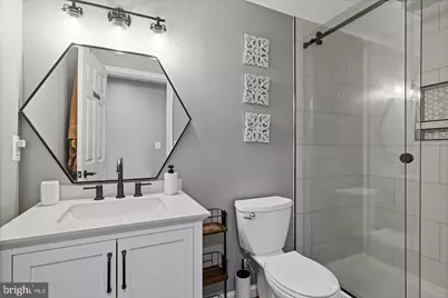 7014 Allington Manor Circle E, Frederick, MD 21703 - Photo 11