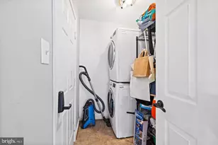 7014 Allington Manor Cir E, Frederick, MD 21703 - Photo 23