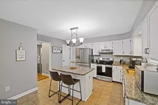 7014 Allington Manor Cir E, Frederick, MD 21703 - Photo 5
