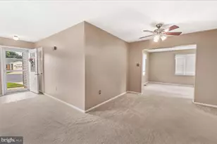 6879 Snowberry Ct, Frederick, MD 21703 - Photo 11