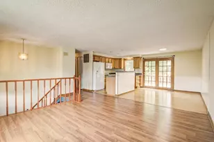 5697 Briargrove Ct, Frederick, MD 21703 - Photo 7