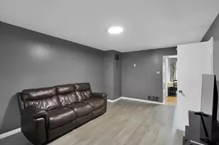 1139 Providence Ct, Frederick, MD 21703 - Photo 7