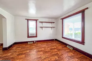 8 N Virginia Ave, Brunswick, MD 21716 - Photo 5