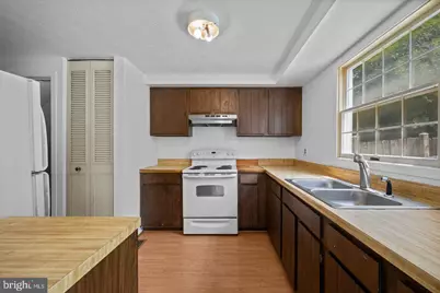 1576 Carey Place, Frederick, MD 21701 - Photo 7