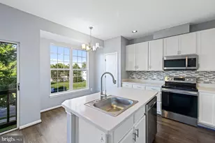 113 Lavenport Cir, Frederick, MD 21702 - Photo 9