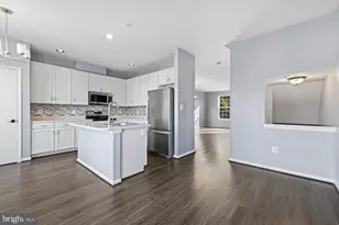 113 Lavenport Cir, Frederick, MD 21702 - Photo 3