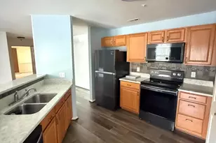 8201 Blue Heron Dr, Frederick, MD 21701 - Photo 3