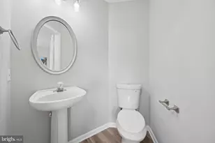 2010 Rosecrans, Frederick, MD 21702 - Photo 17
