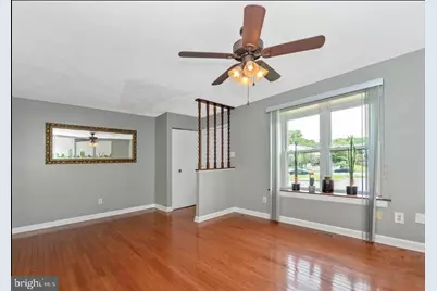 381 W Thornhill, Frederick, MD 21703 - Photo 3