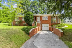205 Franklin St, Middletown, MD 21769 - Photo 41