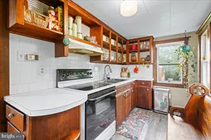 11 E H St, Brunswick, MD 21716 - Photo 11