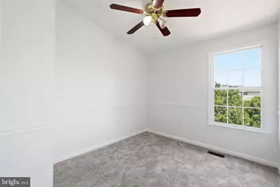 18 Victoria Square, Frederick, MD 21702 - Photo 23