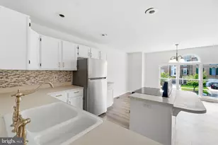 18 Victoria Square, Frederick, MD 21702 - Photo 7