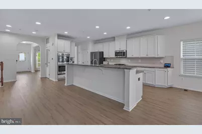 1423 Village Green Way, Brunswick, MD 21716 - Photo 15