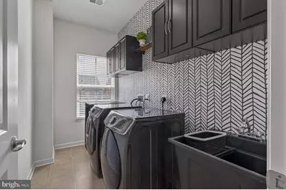 1423 Village Green Way, Brunswick, MD 21716 - Photo 37