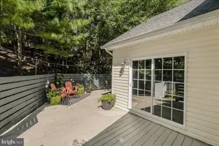 9726 Woodcliff Ct, New Market, MD 21774 - Photo 13