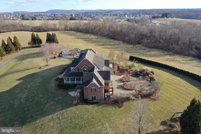 555 E Mountain Road, Knoxville, MD 21758 - Photo 5