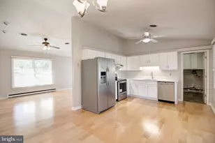 430 Banksia Dr, Frederick, MD 21701 - Photo 3