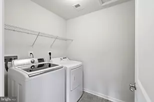 1221 Long Farm Ln, Brunswick, MD 21716 - Photo 23