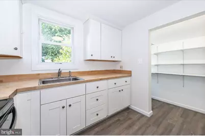 10 E E St Street, Brunswick, MD 21716 - Photo 15
