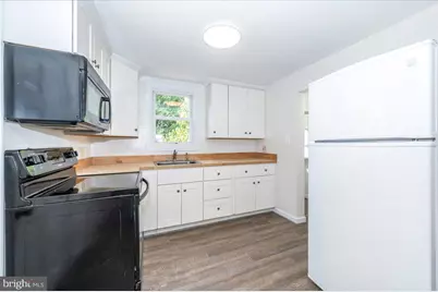 10 E E St Street, Brunswick, MD 21716 - Photo 13