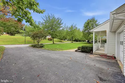 908 Winding Way, Mount Airy, MD 21771 - Photo 7