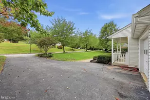 908 Winding Way, Mount Airy, MD 21771 - Photo 7