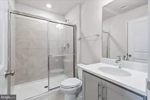 415 Union St, Frederick, MD 21701 - Photo 7