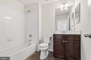 5902 Forum Sq, Frederick, MD 21703 - Photo 17