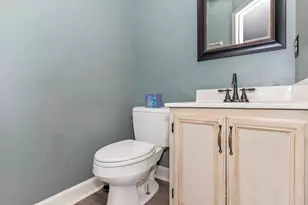 6338 Towncrest Ct, Frederick, MD 21703 - Photo 9