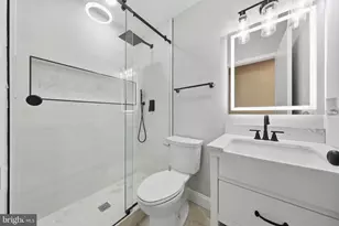 3887 Shadywood Dr, Jefferson, MD 21755 - Photo 25