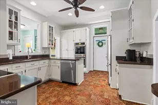 6923 Maryland Ave, Braddock Heights, MD 21714 - Photo 15