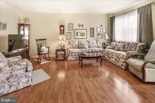 6874 Buttonwood Ct, Frederick, MD 21703 - Photo 5