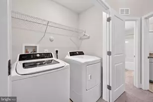 1406 Clingmans Dome Dr, Frederick, MD 21702 - Photo 57